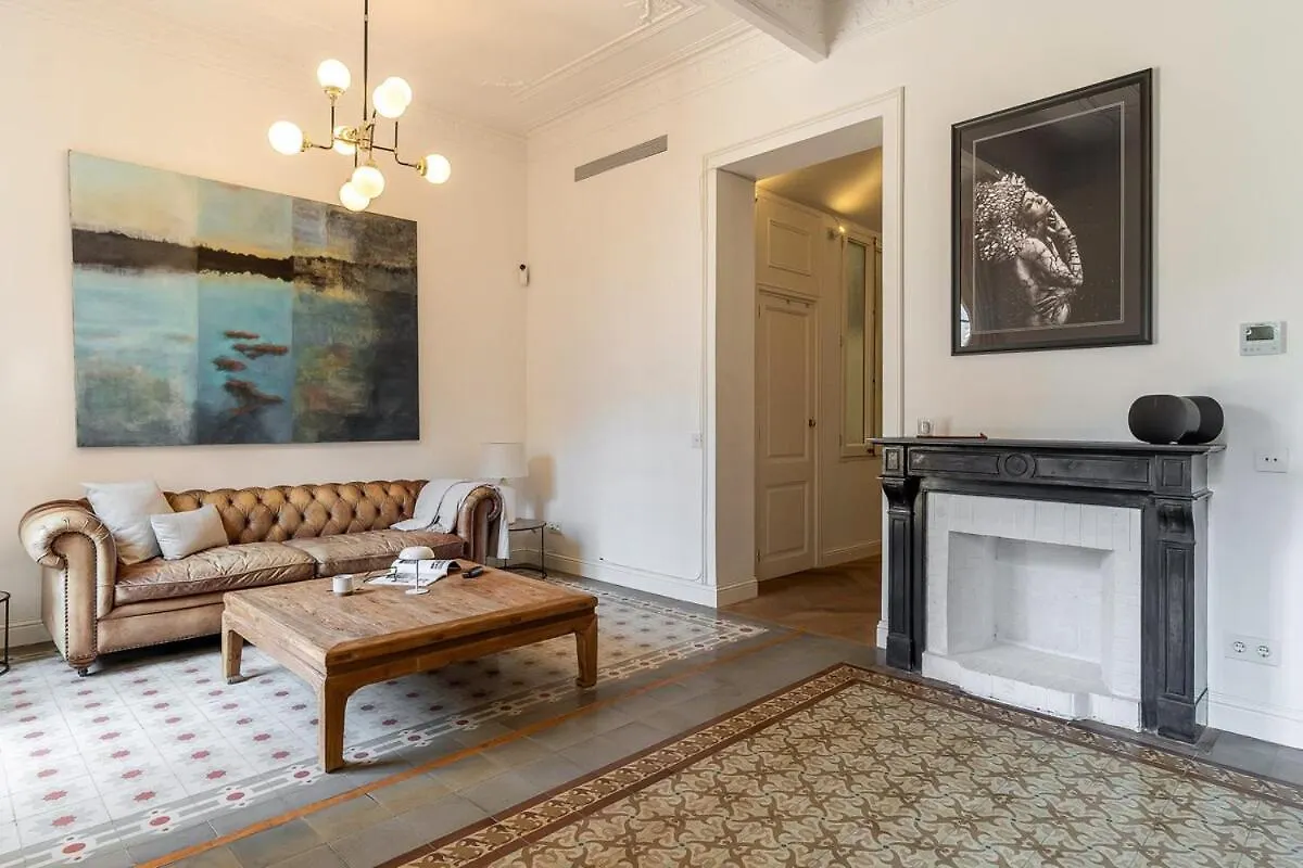 Canela Homes Midterm Elegance Barcelona Apartment